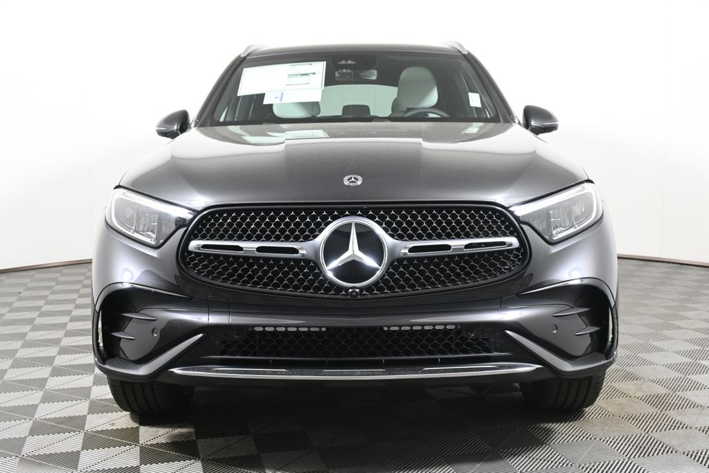 2025 Mercedes-Benz GLC 300 9