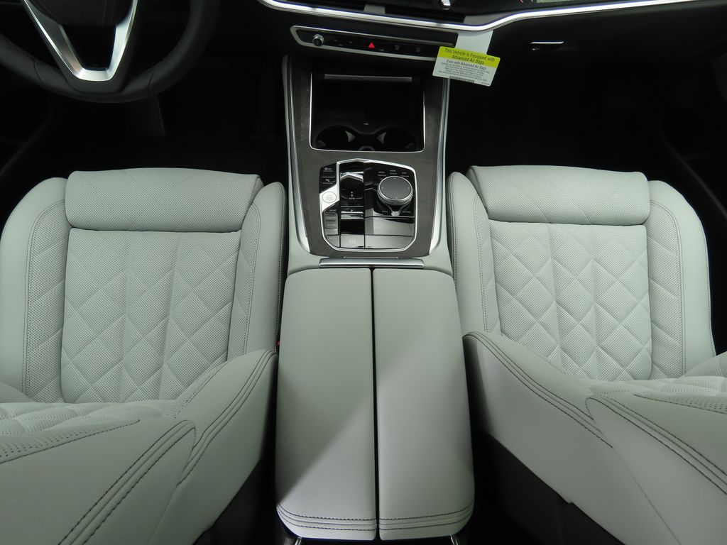 Thumbnail: 2026 BMW X5 - 17