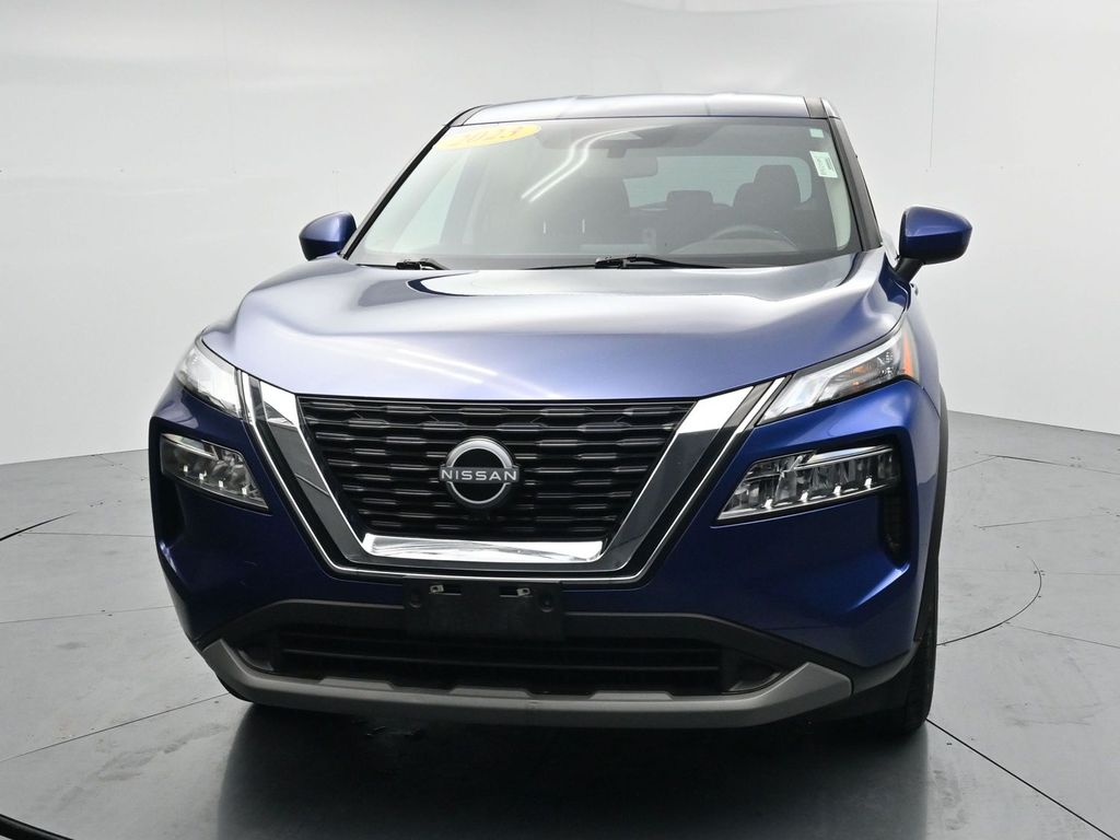 Used 2023 Blue Nissan SV image 3