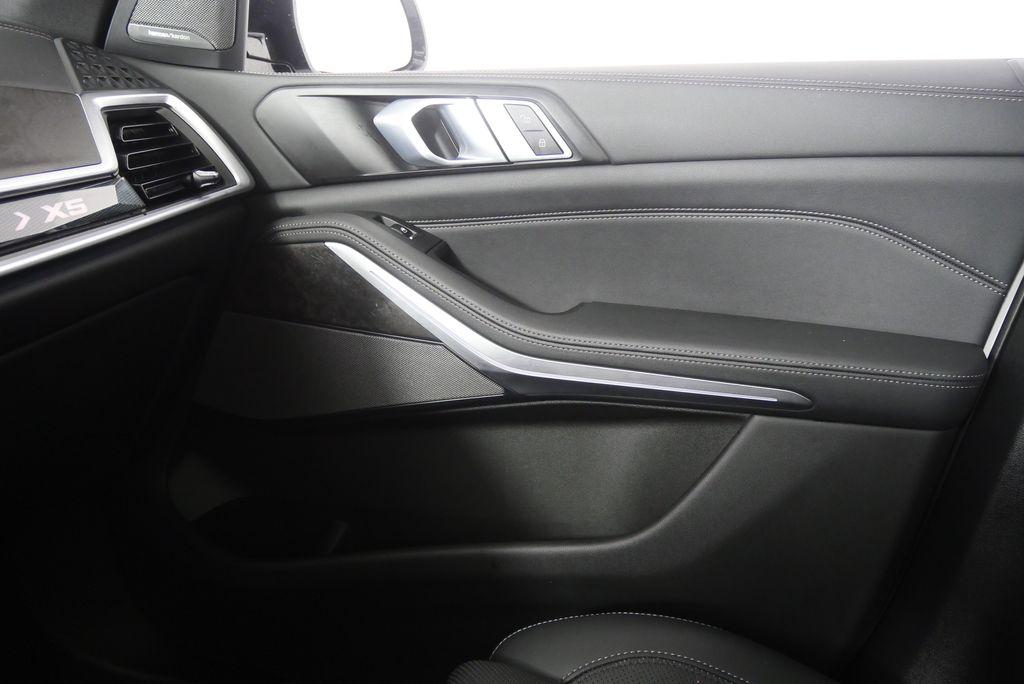 2025 BMW X5 sDrive40i 29