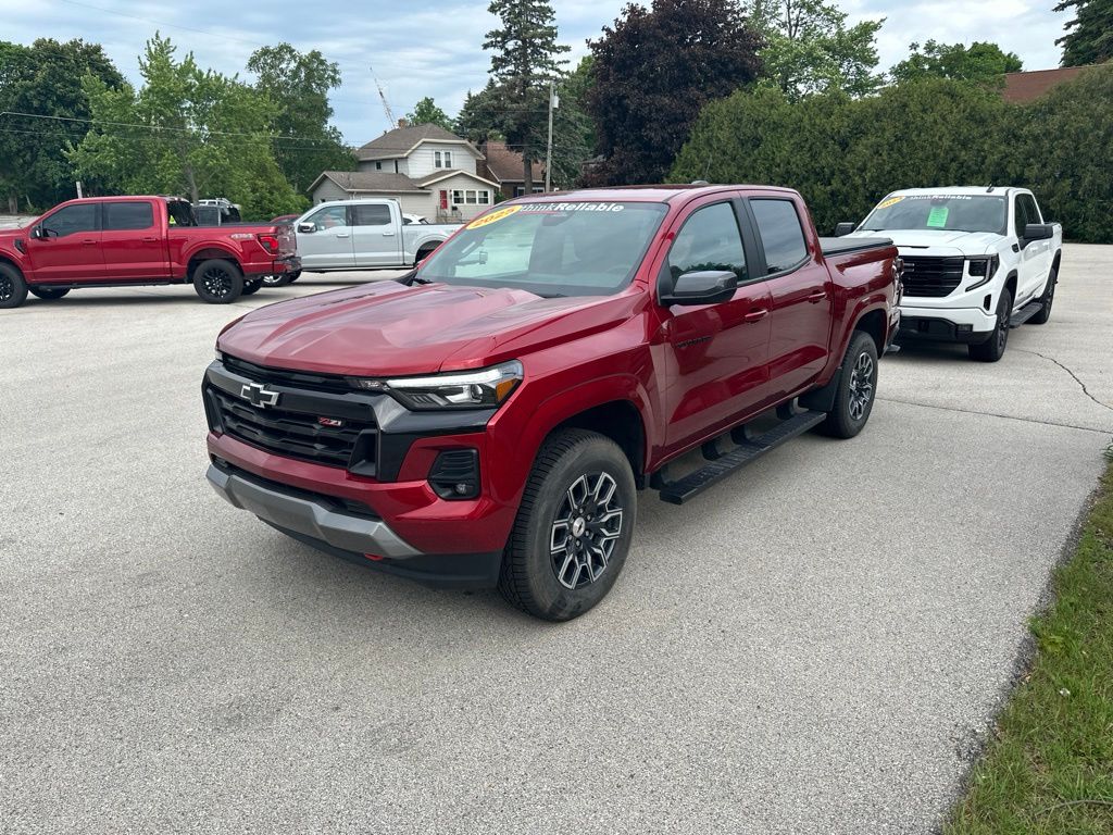 Radiant Red Tintcoat 2025 Chevrolet Colorado Z71 Crew Cab 4WD Pickup Truck Four-Wheel Drive 8-Speed Automatic