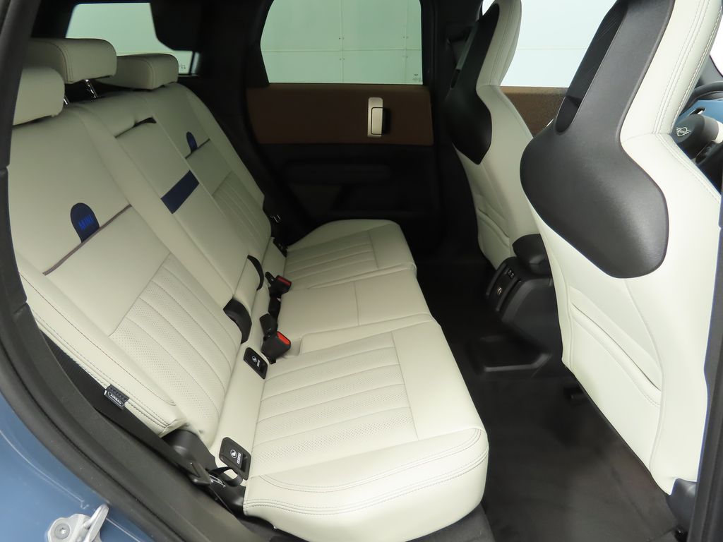 2025 MINI Cooper Countryman Iconic 22