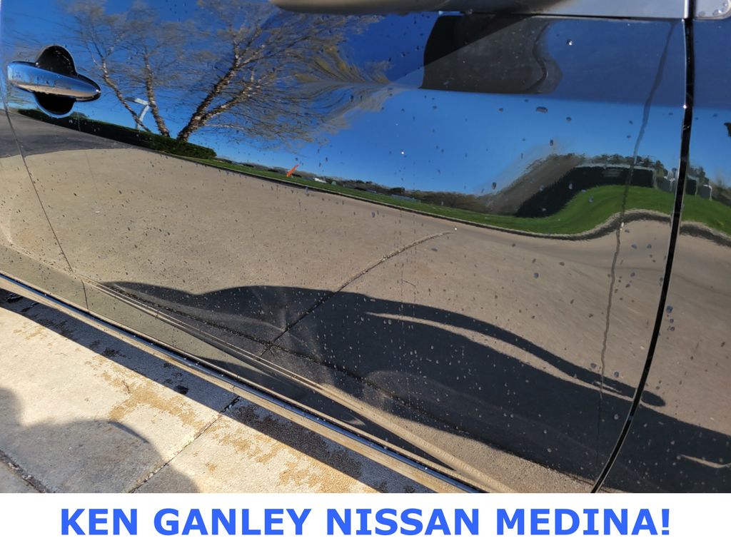 2023 Nissan Sentra SV photo
