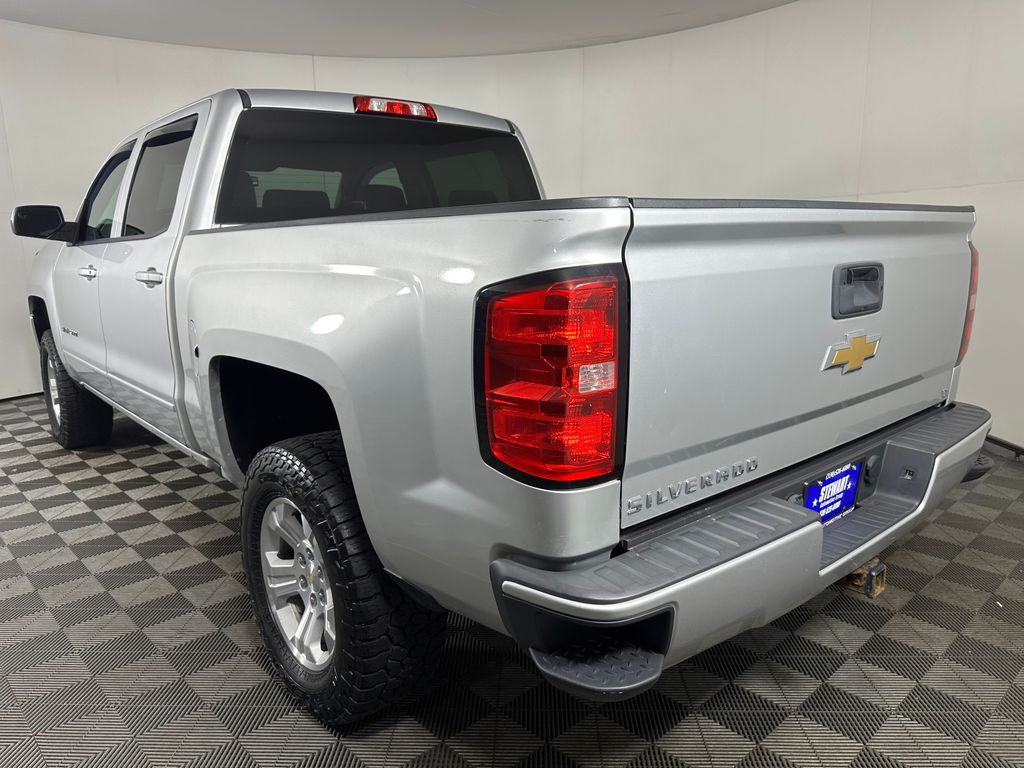 2017 Chevrolet Silverado 1500 LT - Image 3