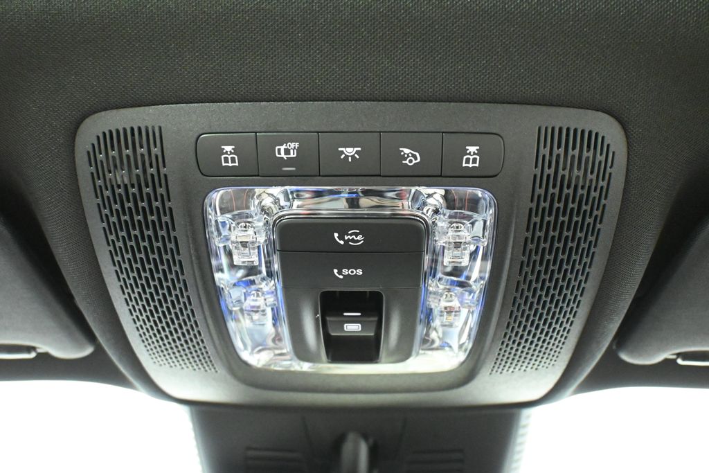 2025 Mercedes-Benz GLB 250 20