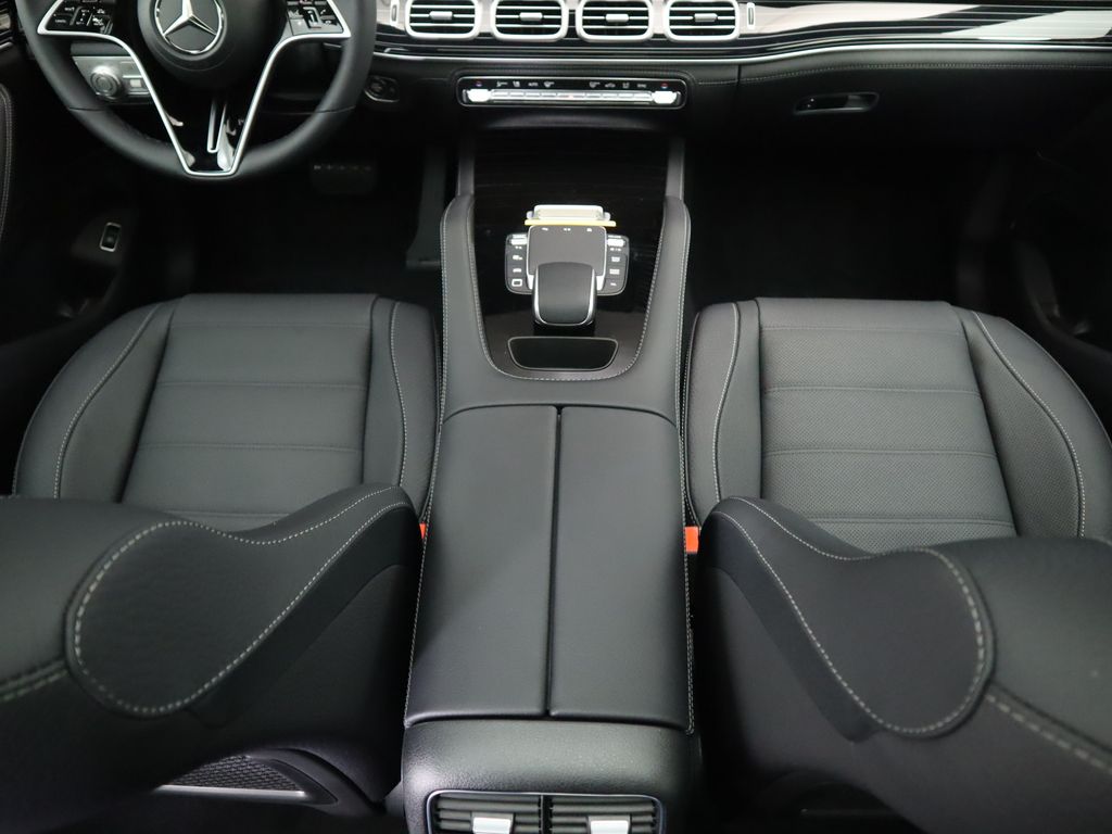 Thumbnail: 2026 Mercedes-Benz GLE - 18