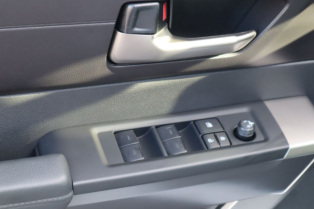 Thumbnail: 2024 Toyota Tundra - 22