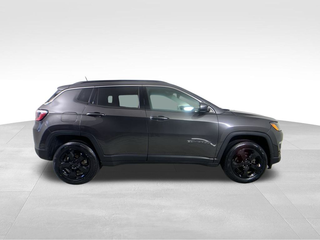 2018 Jeep Compass Latitude 7