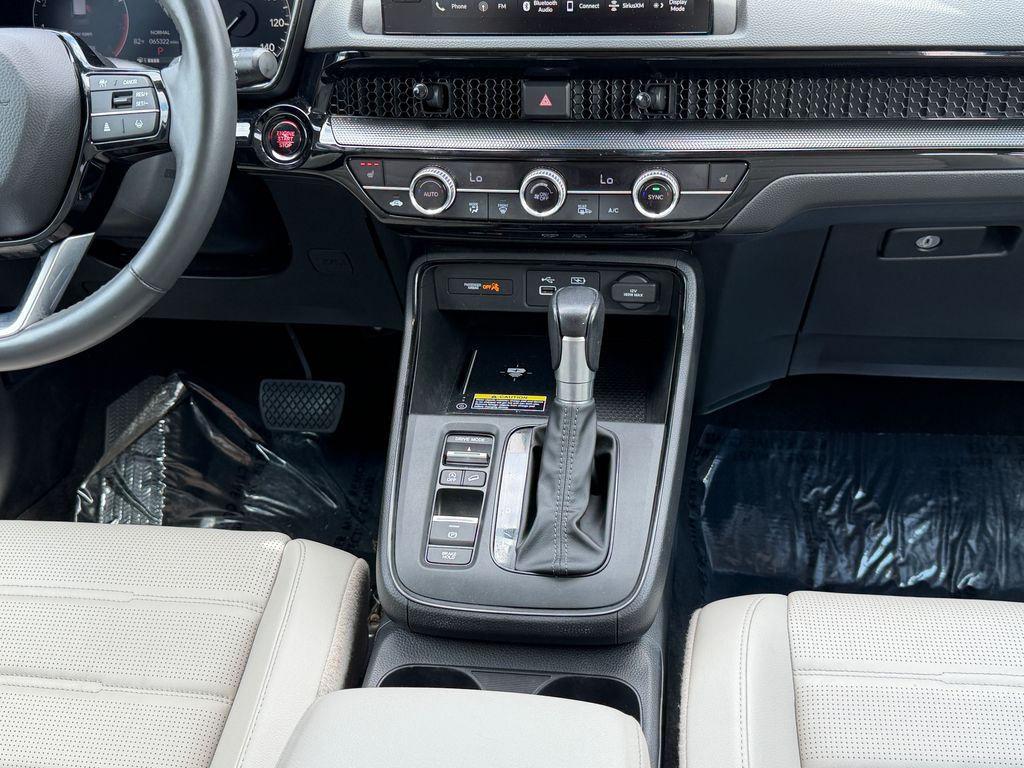 2025 Honda CR-V LX - Photo 17