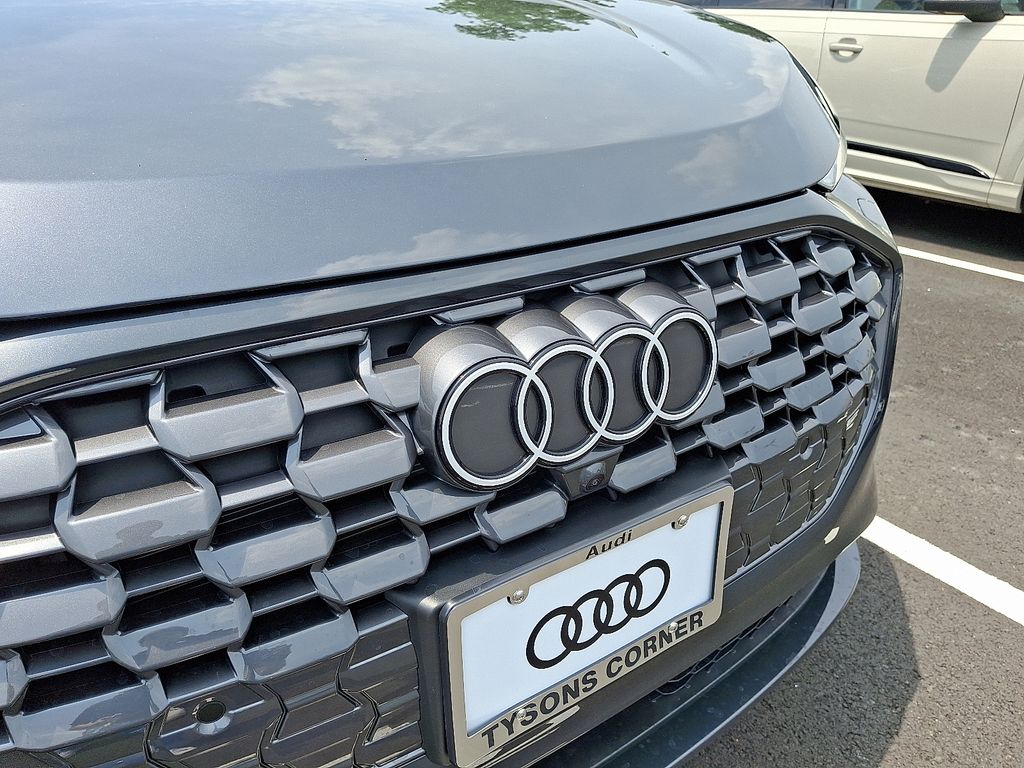 2025 Audi Q5  4