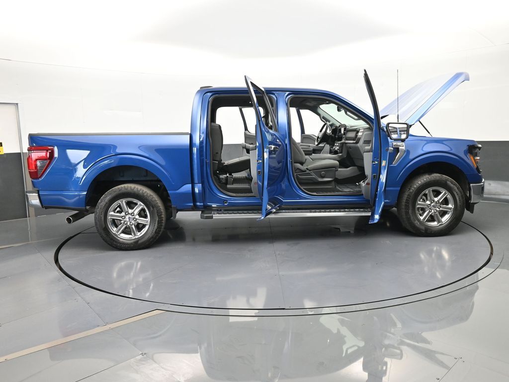 Used 2024 Blue Metallic Ford XLT image 79