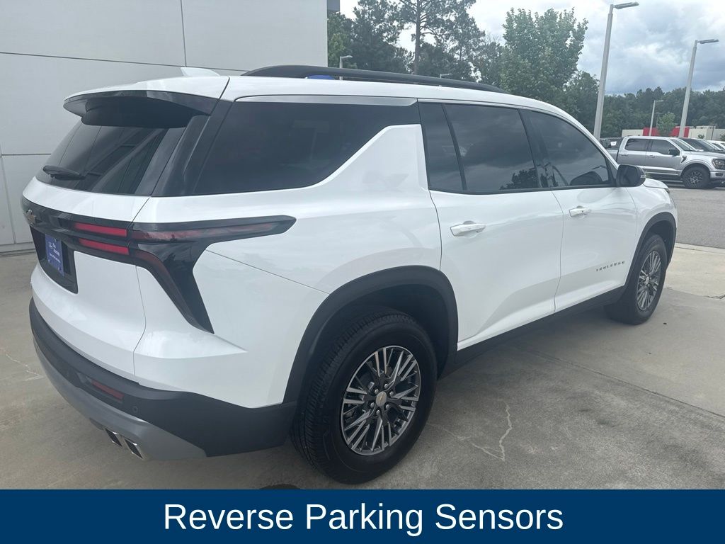 2026 Chevrolet Traverse FWD LT