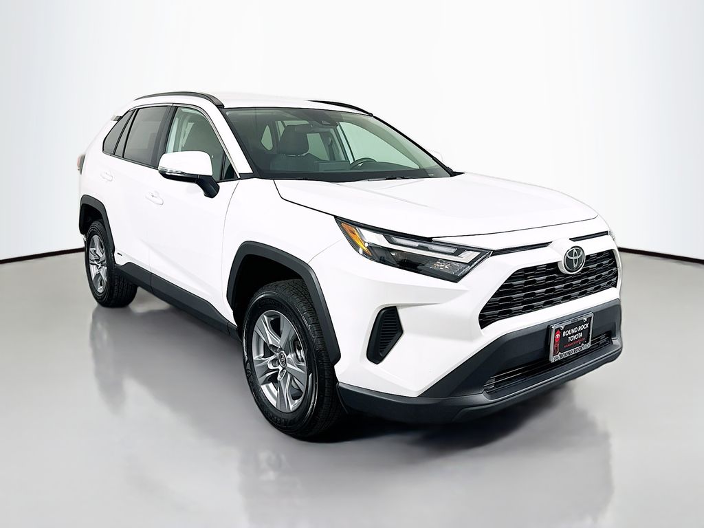 Thumbnail: 2025 Toyota RAV4 - 3