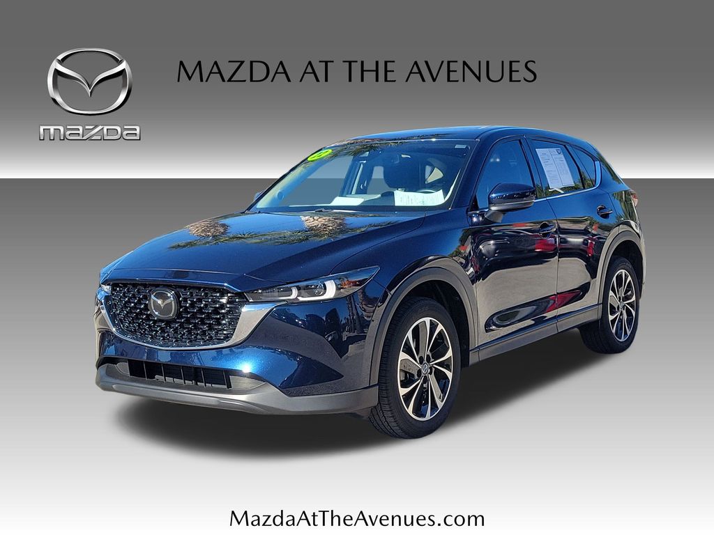 2022 Mazda CX-5 S Premium package's photo