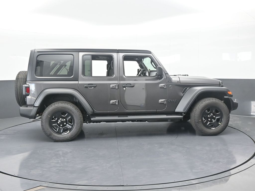 New 2026 Granite Crystal Metallic Clearcoat Jeep Sport image 7