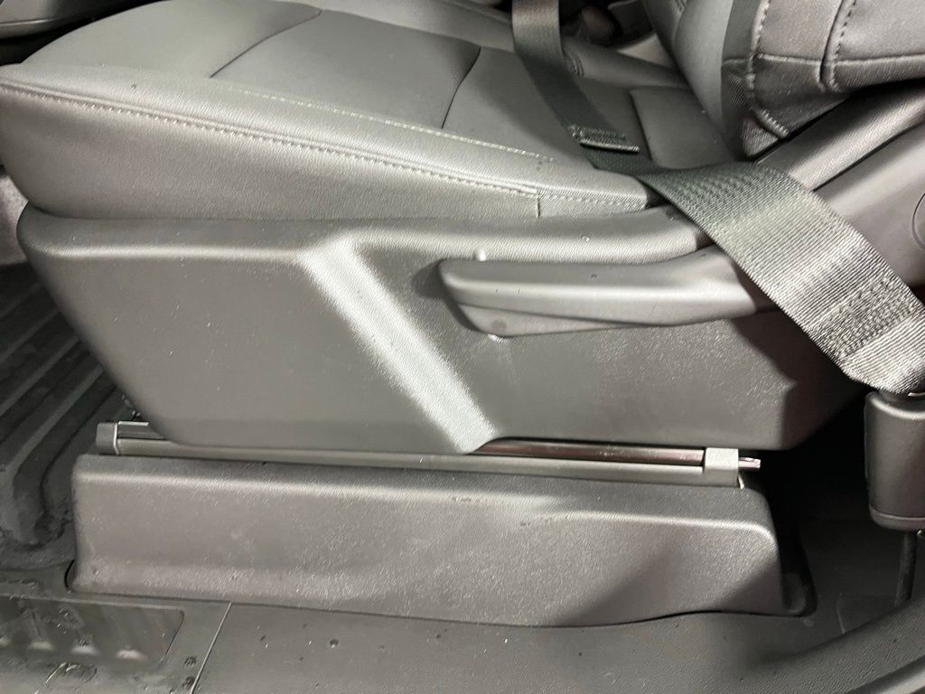 Thumbnail: 2026 Chevrolet Silverado 2500 - 21