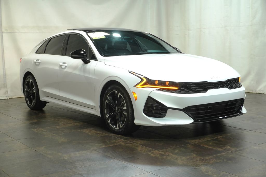 2022 Kia K5 GT-Line