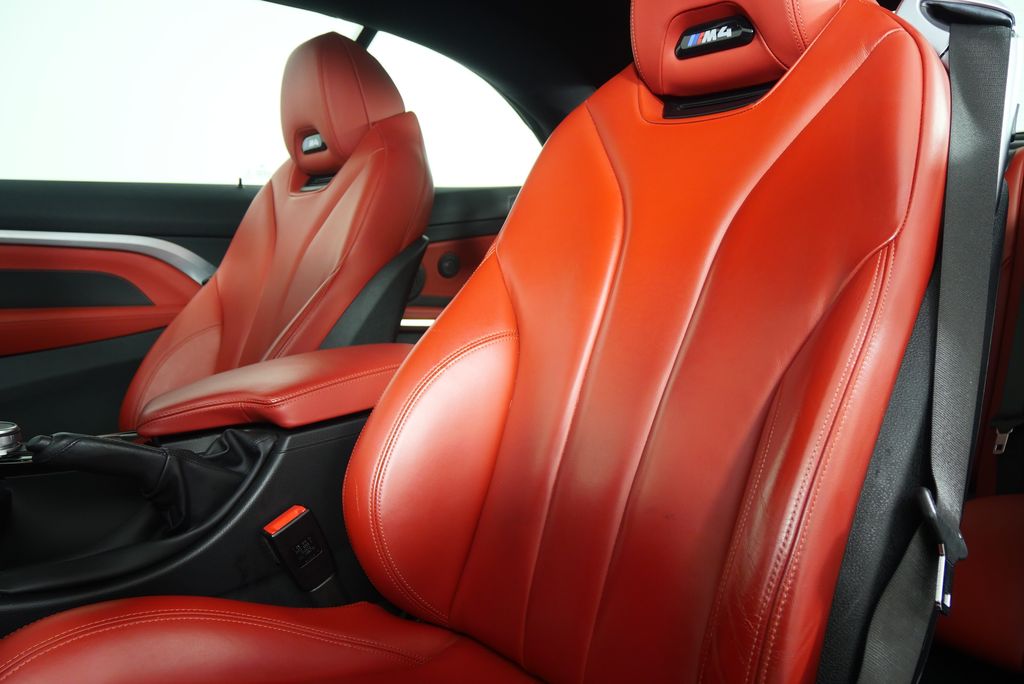 Thumbnail: 2020 BMW M4 - 13