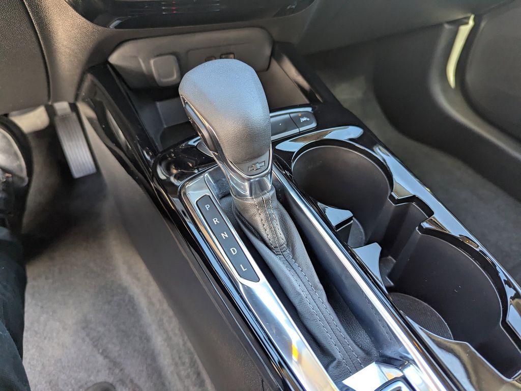 used 2025 Chevrolet Trax car, priced at $18,993