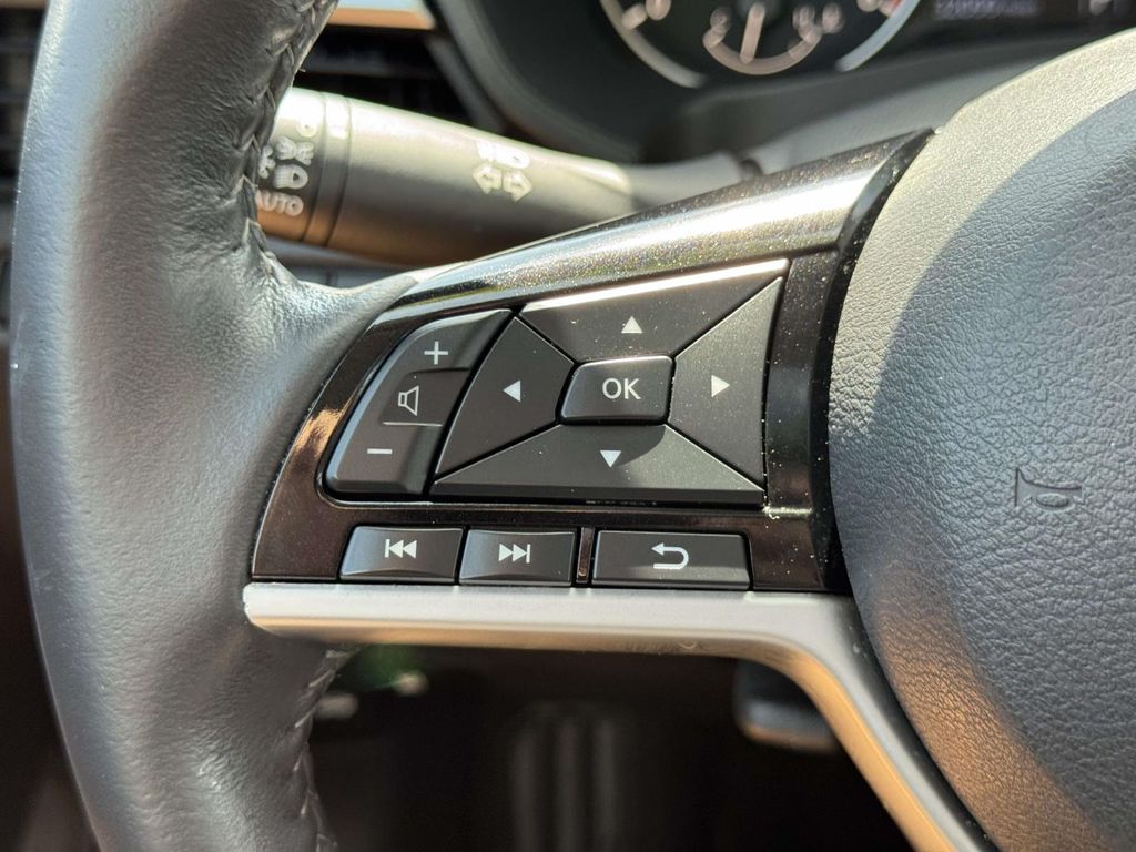 Used 2024 Nissan Altima Sedan