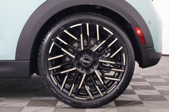 Thumbnail: 2026 MINI Cooper - 10