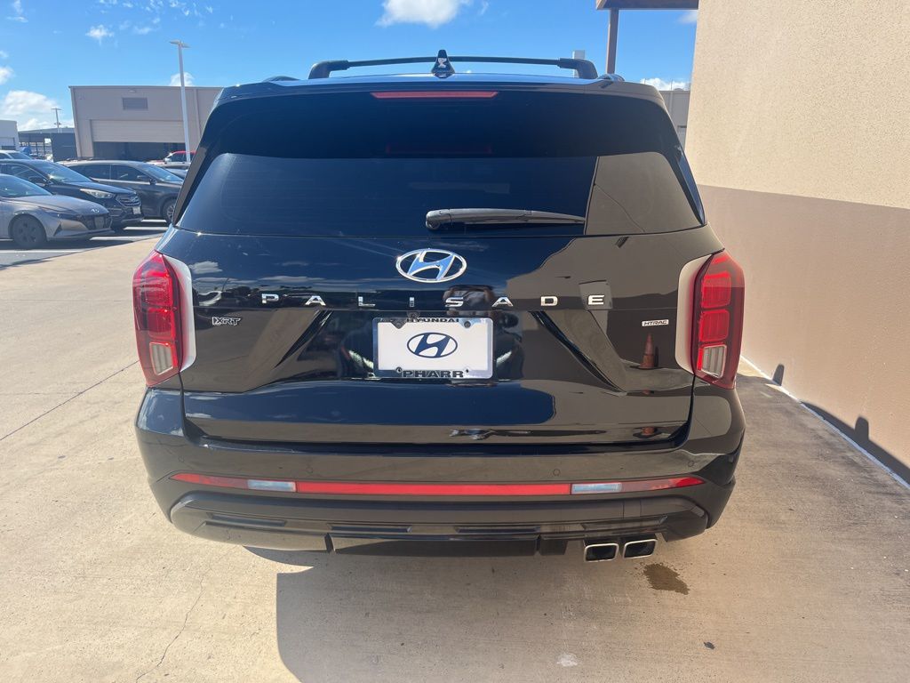 Thumbnail: 2023 Hyundai Palisade - 3