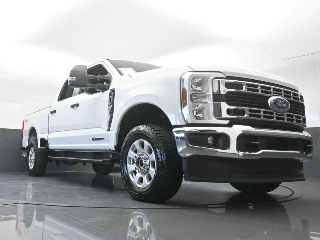 Used 2024 Oxford White Ford XLT image 65