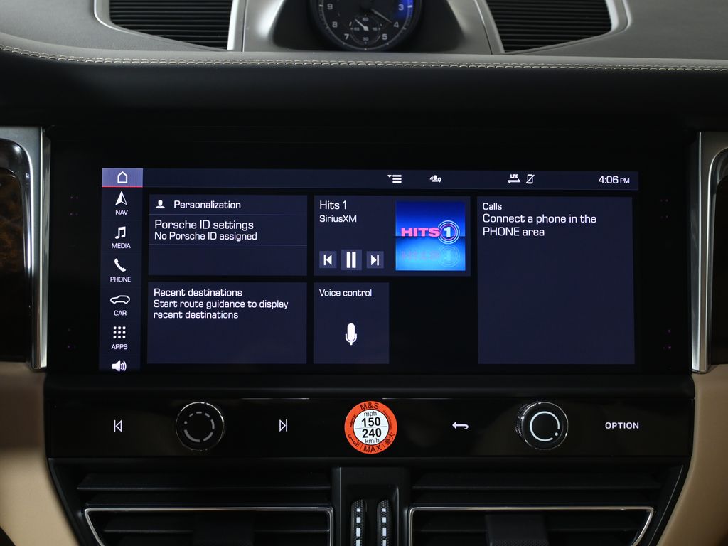 Thumbnail: 2025 Porsche Macan - 23