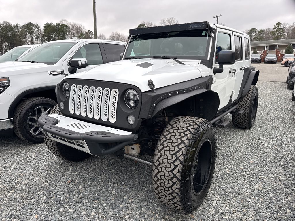 2016 Jeep Wrangler Unlimited Rubicon's photo