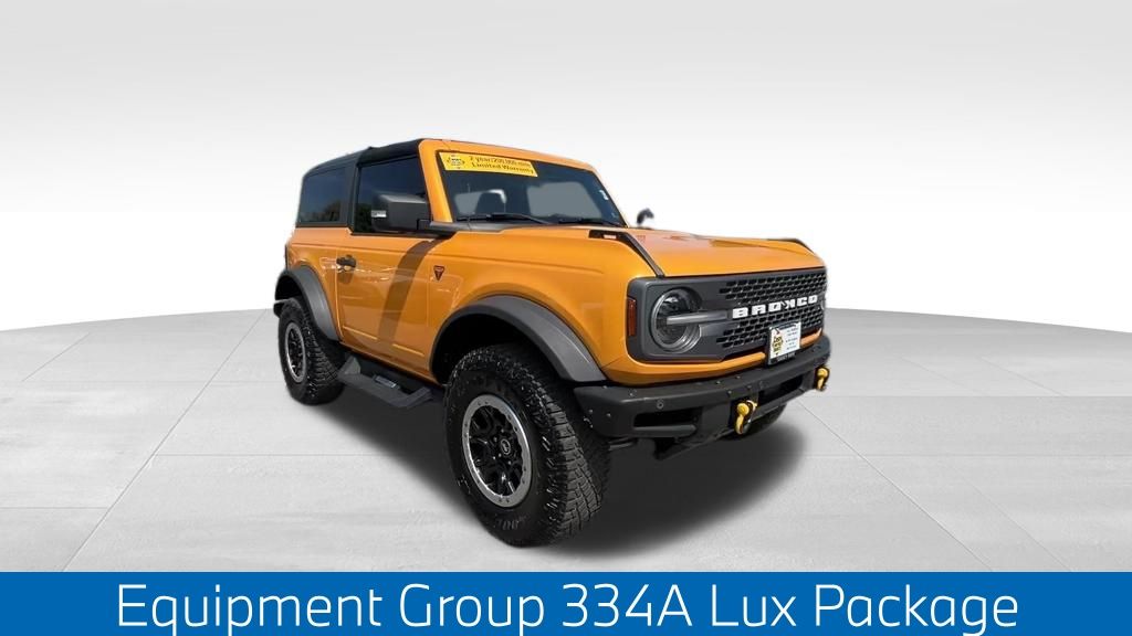 View vehicle photo 2