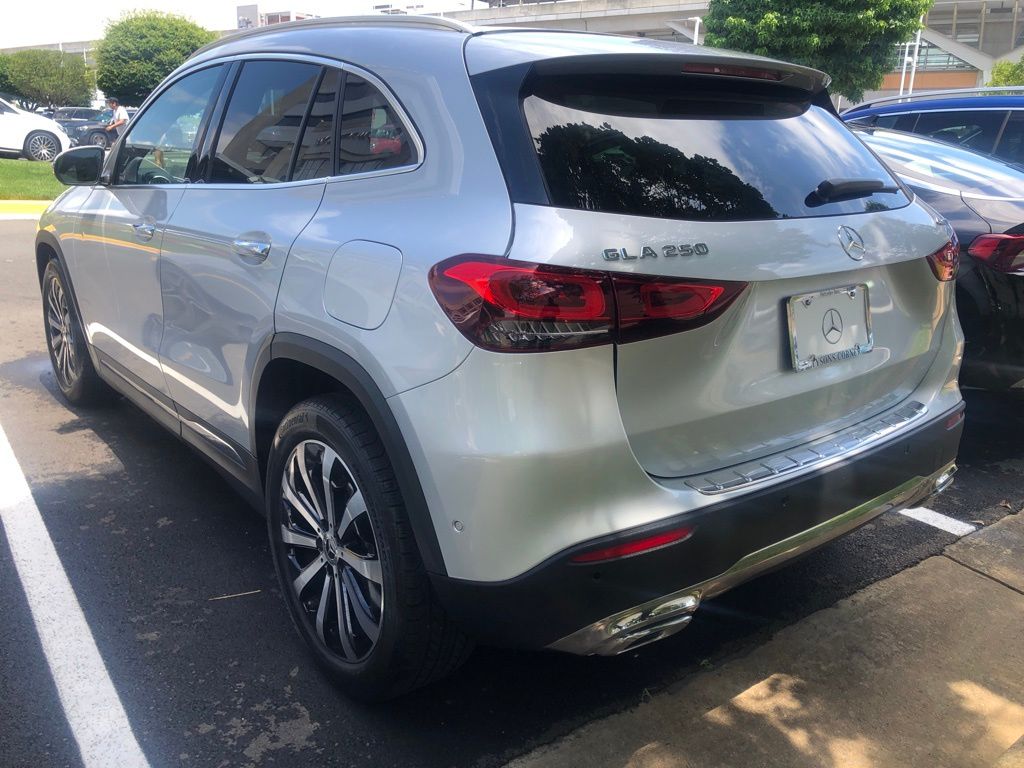 Thumbnail: 2021 Mercedes-Benz GLA - 6