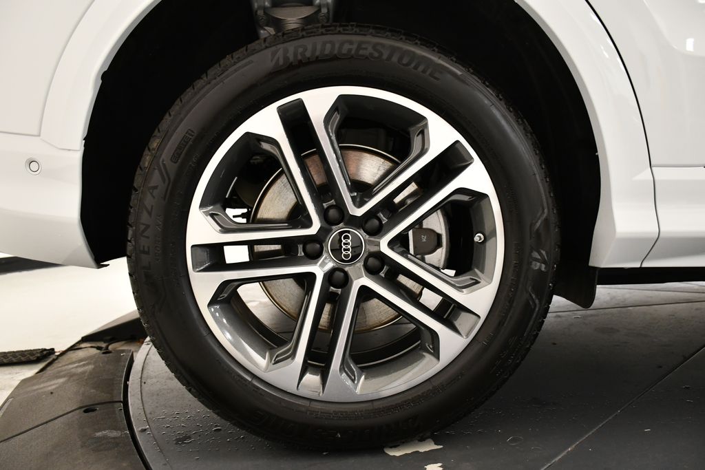 2025 Audi Q5 Premium 15