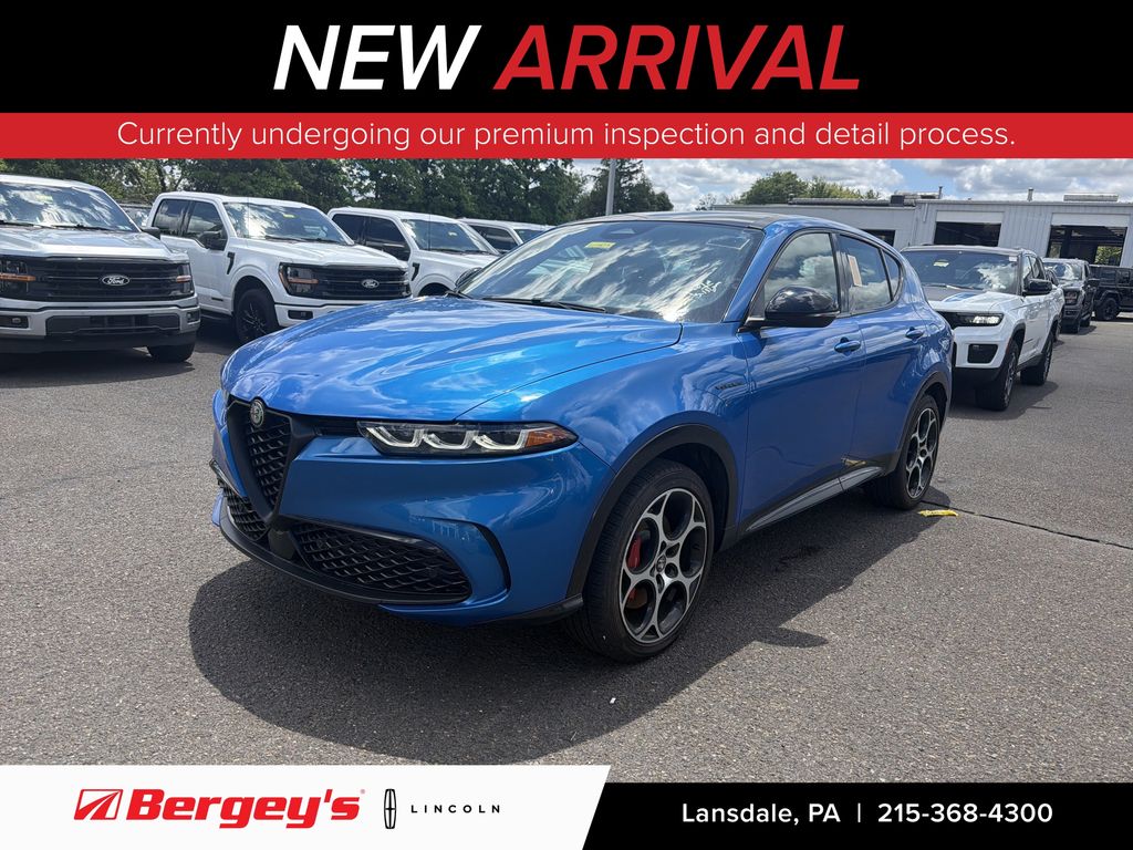Misano Blue Metallic 2024 Alfa Romeo Tonale SUV / Crossover All-Wheel Drive 6-Speed Automatic