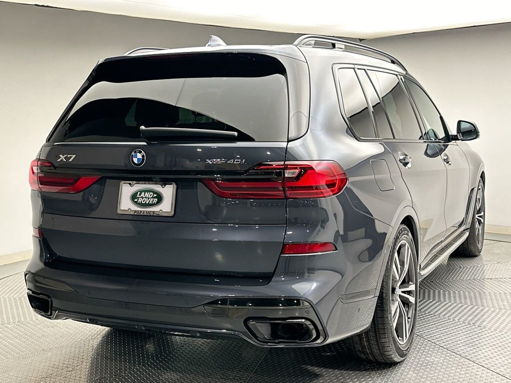 2020 BMW X7 xDrive40i 10