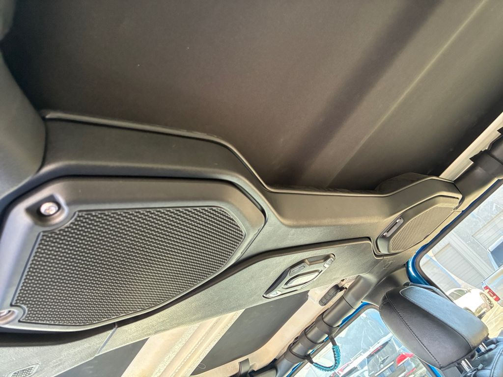 Used Car 2021 Jeep Wrangler  Unlimited Sahara Altitude For Sale Under $30,000 In Austin, Texas