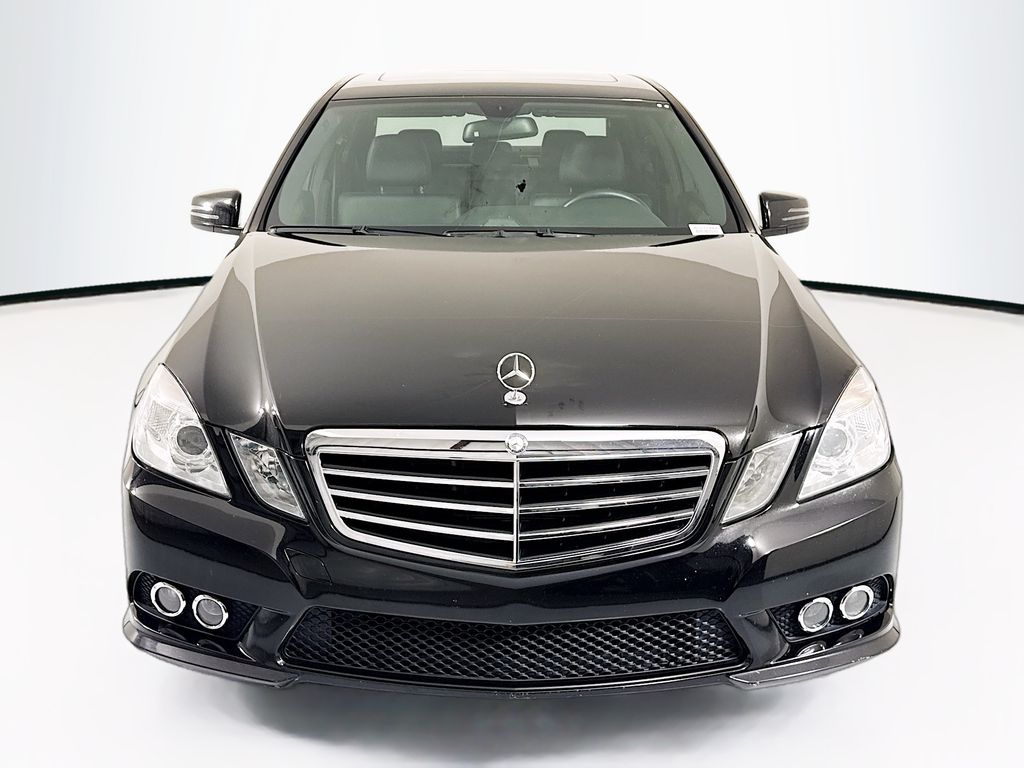 Thumbnail: 2010 Mercedes-Benz E-Class - 2