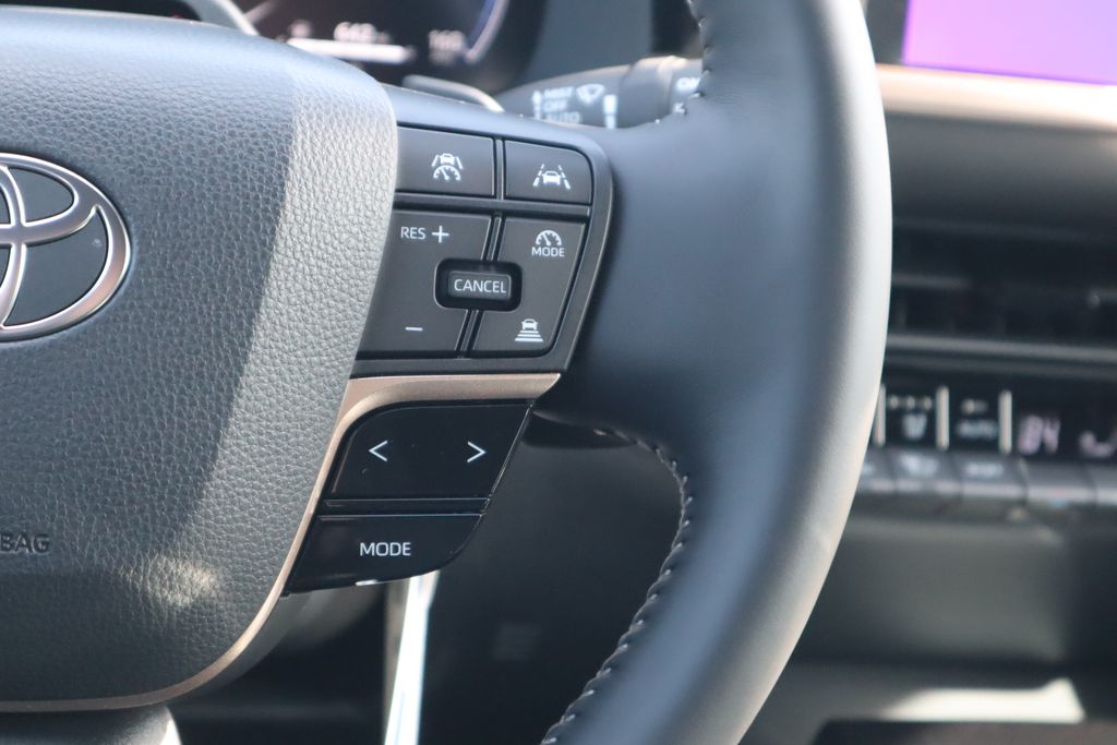 Thumbnail: 2026 Toyota Crown Signia - 12