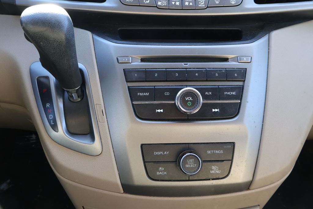 Thumbnail: 2016 Honda Odyssey - 23