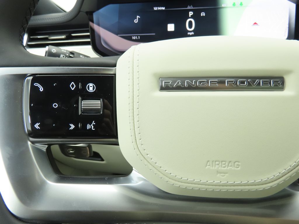Thumbnail: 2025 Land Rover Range Rover - 11