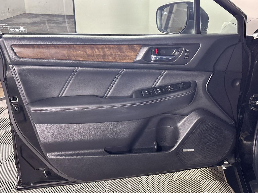 2018 Subaru Outback 2.5i