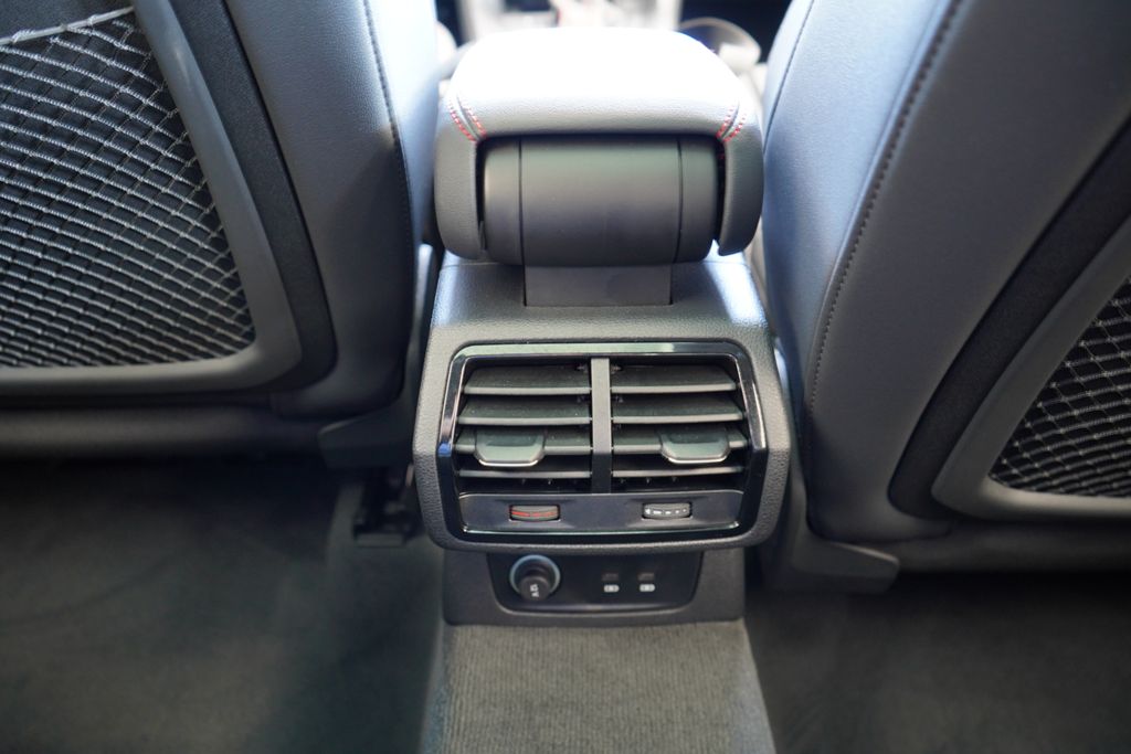 2025 Audi Q3  18