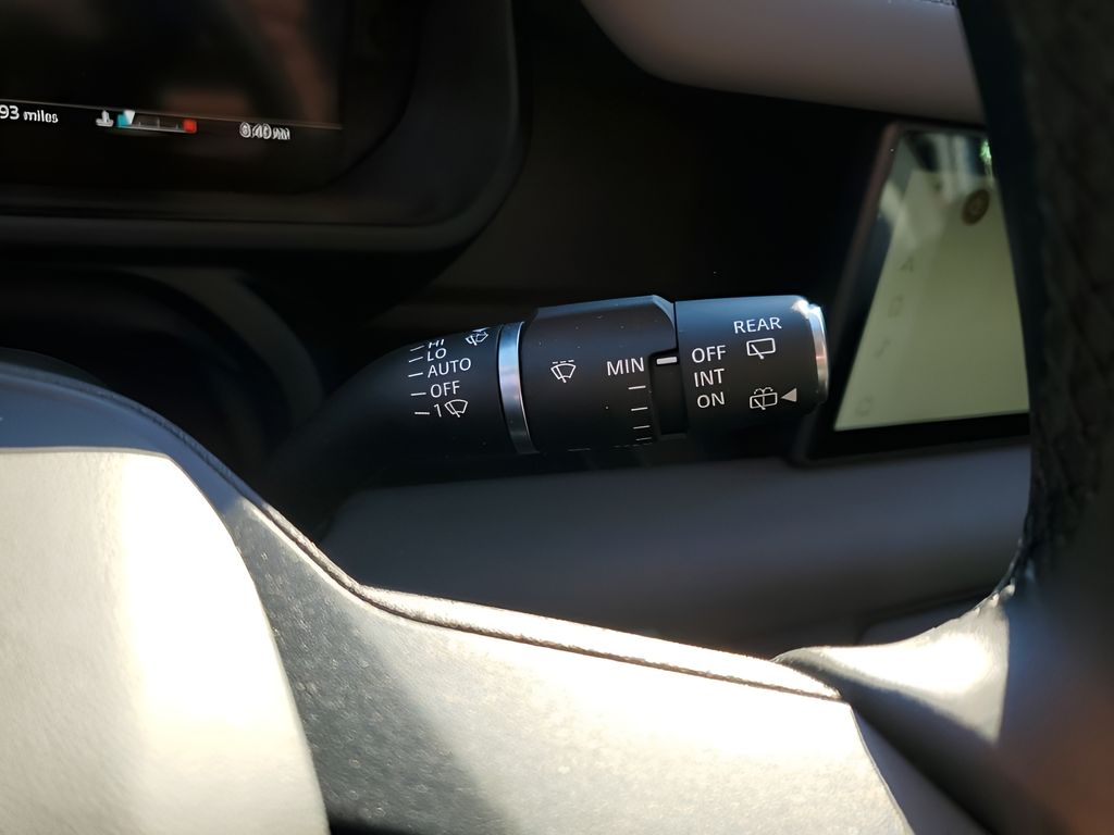 Used Car 2024 Land Rover Defender 110  X-dynamic Se For Sale Under $70,000 In Austin, Texas