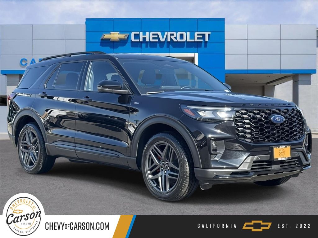 2025 Ford Explorer ST-Line AWD
