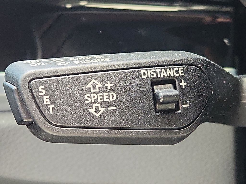 Thumbnail: 2022 Audi Q3 - 21