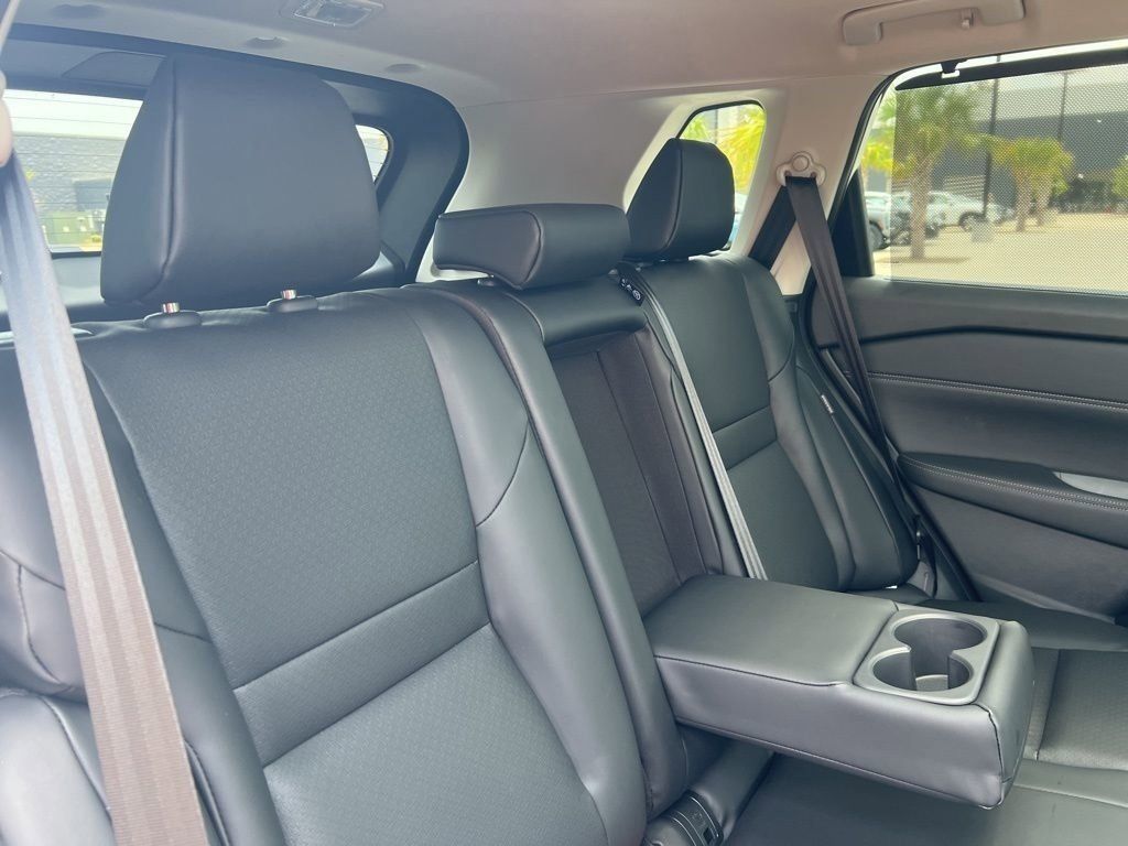 2025 Everest White Pearl Nissan Rogue SV FWD SUV