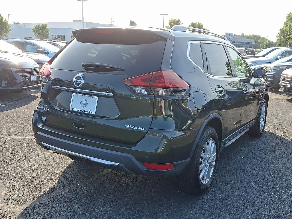2020 Nissan Rogue SV 6