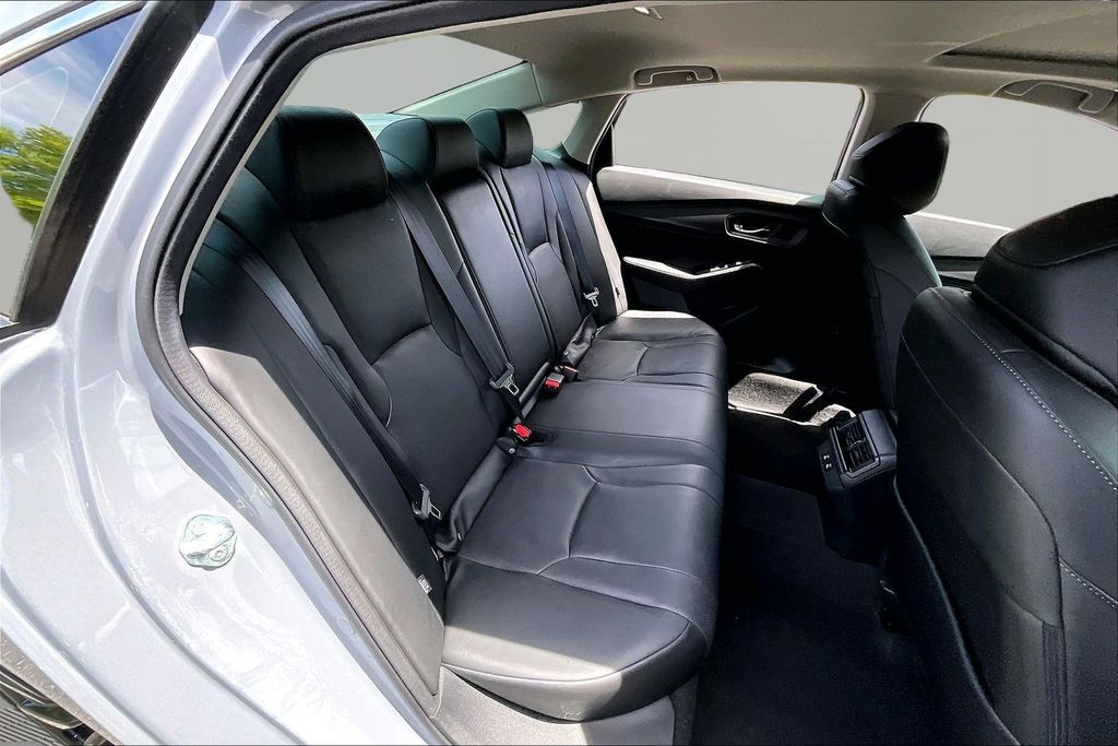 2025 Honda Accord Hybrid Touring - Photo 17