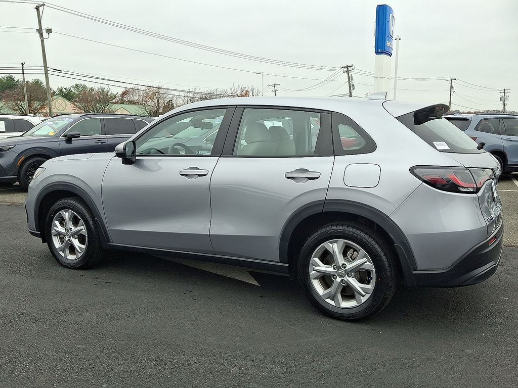 Thumbnail: 2023 Honda HR-V - 4