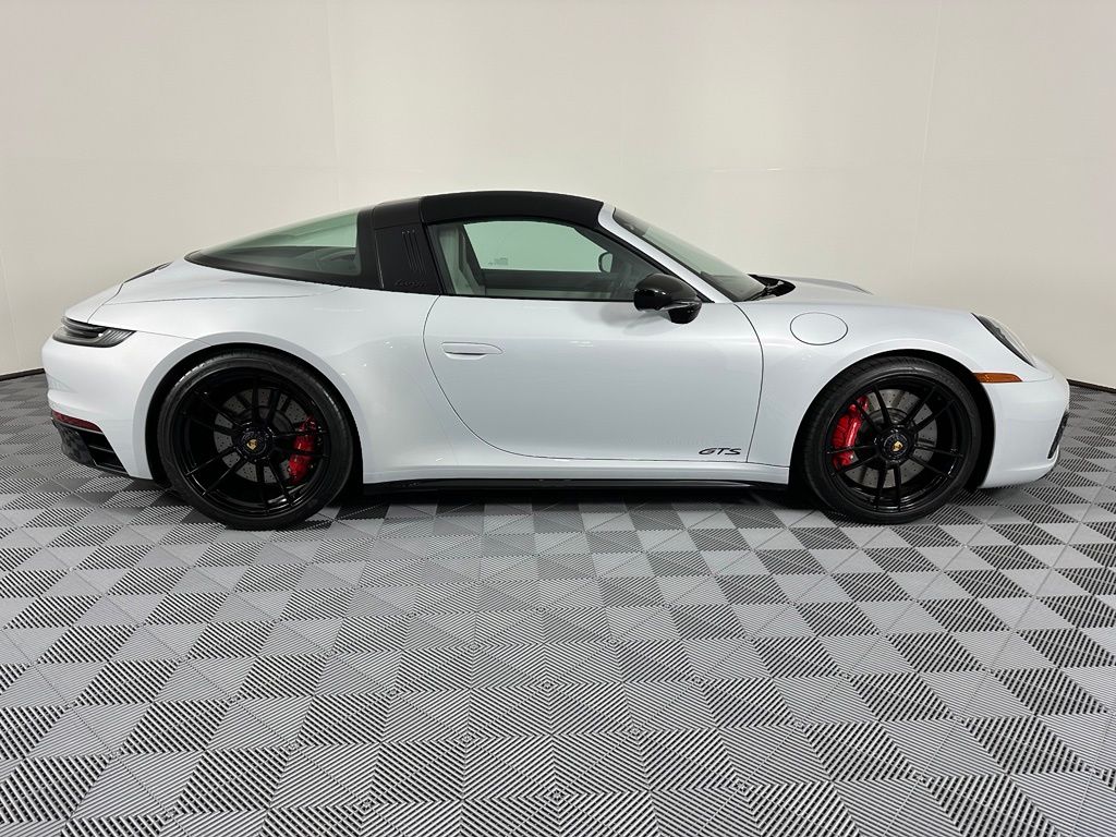 Thumbnail: 2024 Porsche 911 - 11