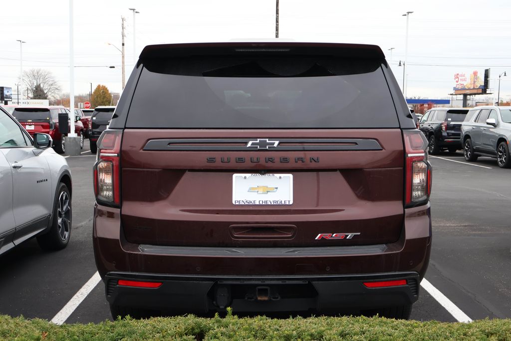 2023 Chevrolet Suburban RST 5